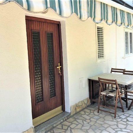 Apartments With Boat Mooring Marija Супетарска Драга Екстериор снимка