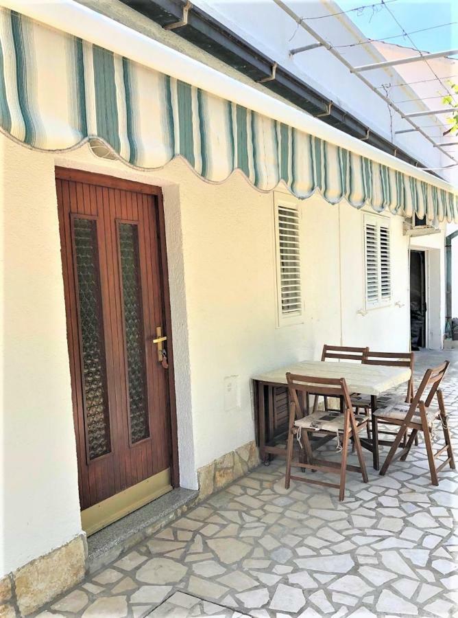 Apartments With Boat Mooring Marija Супетарска Драга Екстериор снимка